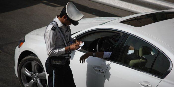جریمه - جریمه خودروهای شیشه دودی با قوت ادامه دارد / جریمه ۸۷۱ هزار خودرو شیشه دودی در ۷ ماه - جریمه