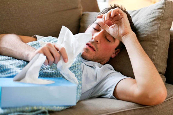 قرنطینه امیکرون کرونا سرماخوردگی - دلایل افزایش افرادی با علائم سرماخوردگی در روزهای اخیر چیست؟ - سرماخوردگی
