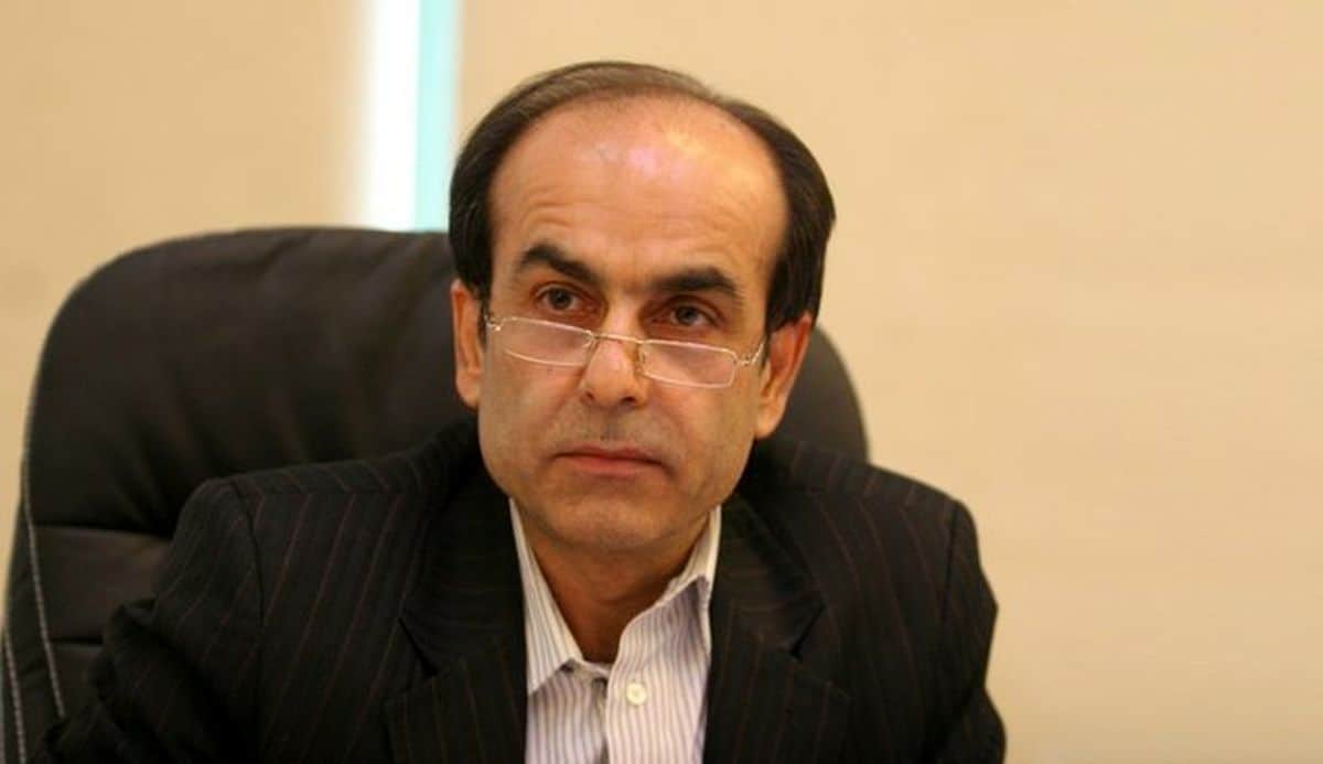 رئیسی گرفتار تیمی شده که کار نمی‌کنند/مجلس حتی نمی‌تواند یک وزیر استیضاح کند