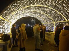 ایجاد تونل نورانی پل جزیره استخر توسط شهرداری لاهیجان