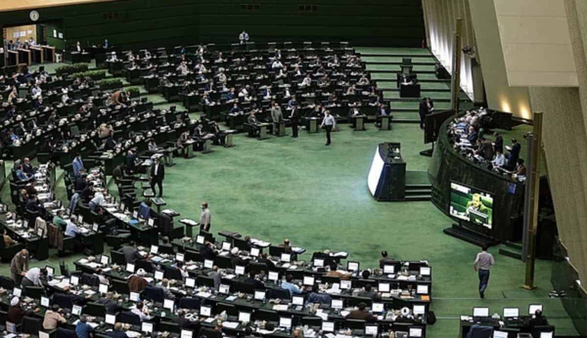تلاش برخی نمایندگان برای برگزاری انتخابات ۱۴۰۲ به شیوه جدید