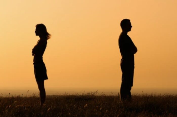 طلاق - مراجعه به محاکم برای دعاوی طلاق چه زمانی لازم است؟ - حضانت