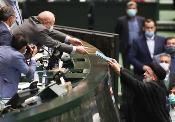 5725073 - دبه بزرگ رئیسی در جراحی بزرگ -