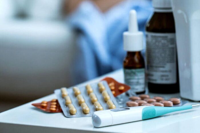 دارو - افزایش بار مراجعه بیماران عفونت ریه به مراکز درمانی/ درمان خودسرانه آنفلوآنزا ممنوع - درمان آنفلوآنزا