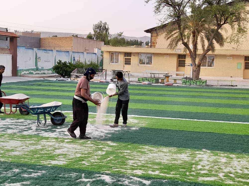 چمن مصنوعی فوتبالی چگونه اجرا میشود