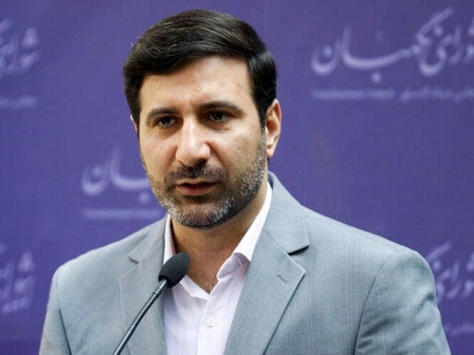 هادی طحان نظیف - قانون اساسی ما حق برگزاری تجمعات را به رسمیت شناخته است -