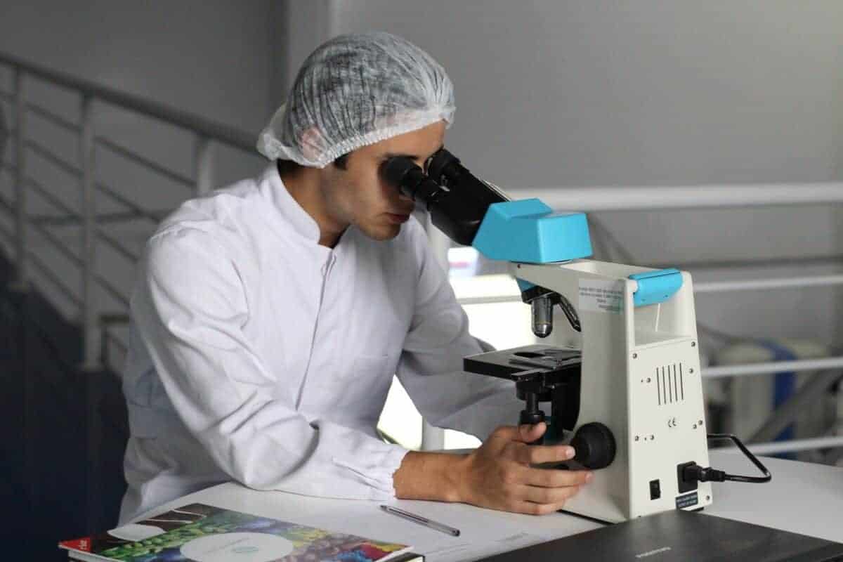 شرایط ویژه تحصیل پزشکی رویزا گروپ در خارج از کشور در سال 2023