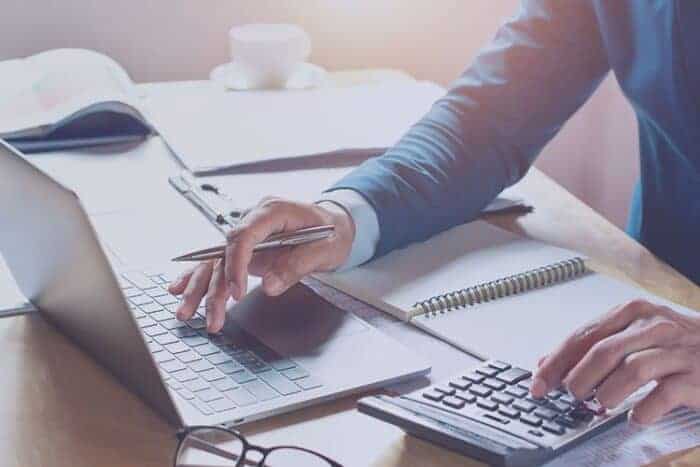  چطور بهترین نرم افزار حسابداری مالی را انتخاب کنیم؟ 