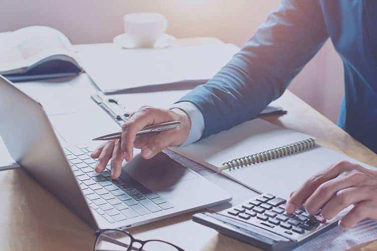 چطور بهترین نرم افزار حسابداری مالی را انتخاب کنیم؟