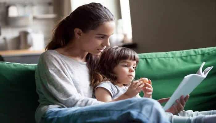 رفتار صحیح والدین با پرستار کودک در منزل