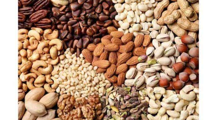 images 1696495447 651e7757c4d72 - بهترین هدیه شب یلدا چیست؟ - آجیل شیرین