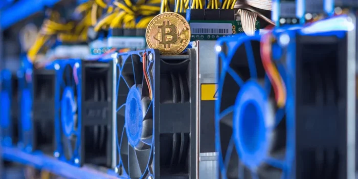 gpu shortage 2 1024x512 1 - ماینینگ بیت کوین (Bitcoin Mining) چیست؟ و با چه هدفی انجام می شود؟ - بیت کوین