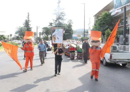 آغاز سیزدهین جشنواره تئاتر خیابانی شهروند لاهیجان