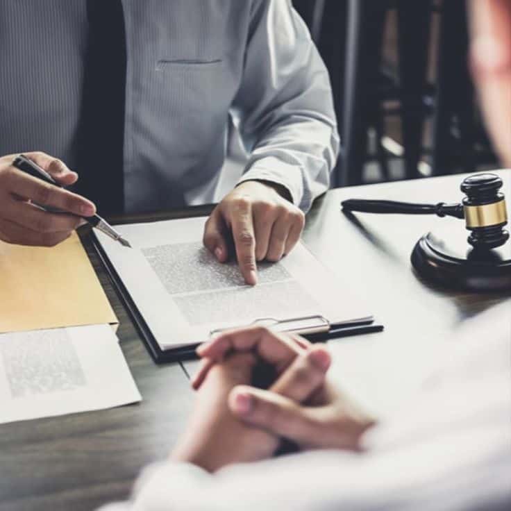 مشاوره فسخ قرارداد توسط وکیل ملکی
