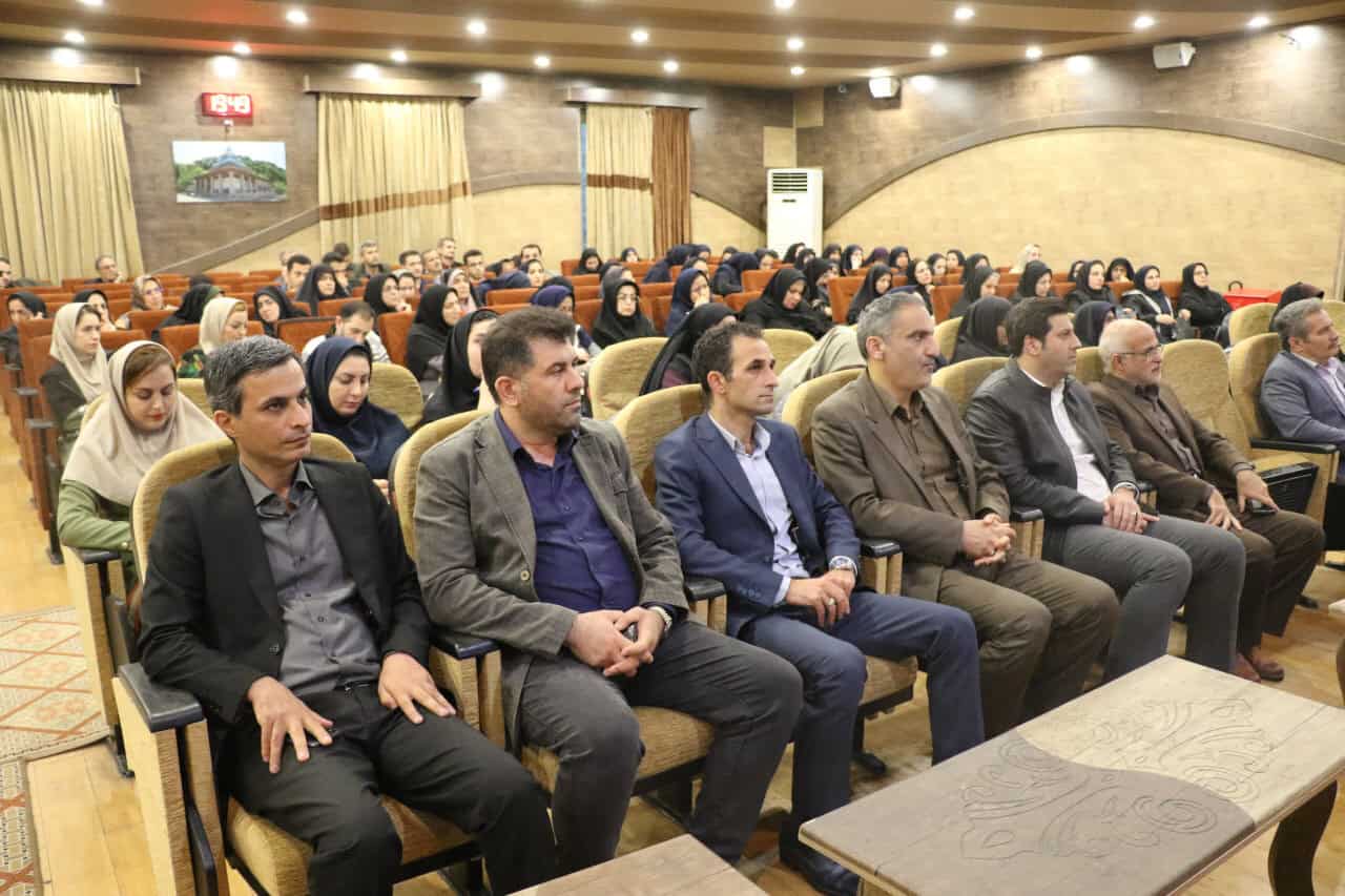 جلسه آموزشی رویداد فرزند ایران، قهرمان زمین در حوزه پسماند توسط شهرداری لاهیجان برگزار شد