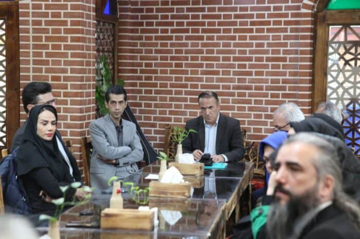 نشست فصلی حزب مردم سالاری در گیلان 2 - کمال لشگری: فرمانداران از نظر مشورتی احزاب برای رفع مشکلات شهرستان‌ها استفاده کنند / بهنیا ثابت‌رفتار: نباید اجازه دهیم مردم از اصلاح‌طلبان ناامید شوند + تصاویر - احزاب