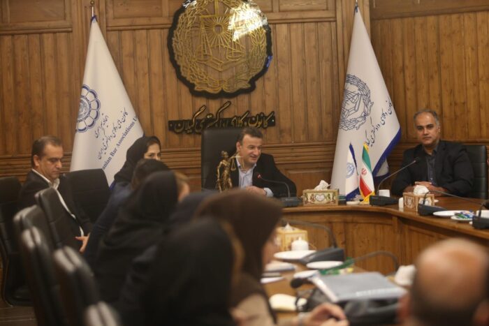 A 11 - در نشست خبری کانون وکلای دادگستری گیلان چه گذشت ؟ - دکتر محمدرضا نظری‌نژاد