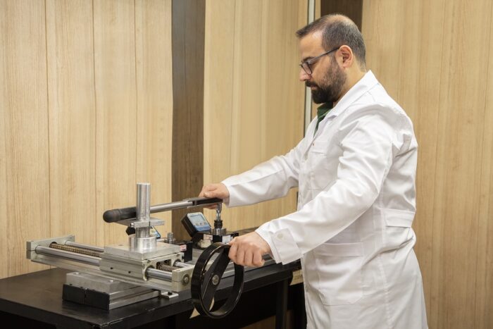 HPKbUCouPGkpQiPjQg7CSoXMSyOg2oWLCjlvuSPA - نگاهی جامع به خدمات کالیبراسیون؛ ستون فقرات دقت در صنعت -