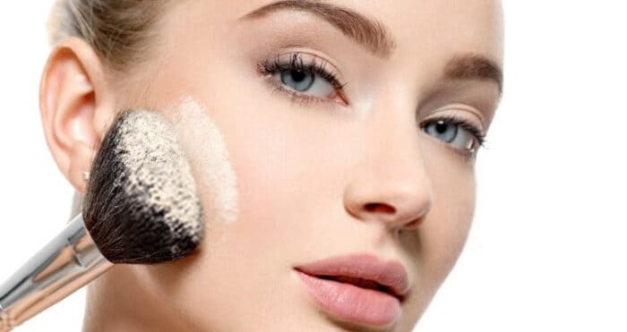 آموزش پنکک زدن - رازهای آرایش حرفه ای؛ از تکنیک های بیوتی بلاگرها تا ترفندهای ماندگاری میکاپ -