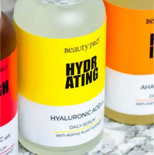 یکی از روشهای تشخیص نوع متریال  رویه لیبل بررسی درخشندگی (Gloss)  و روشنی (Brightness) سطح آن است